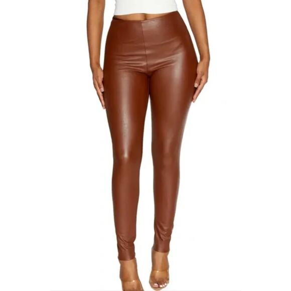 NWOT Naked Wardrobe Vegan Leather High Waist Leggings‎ Brown Size Medium - Picture 1 of 7